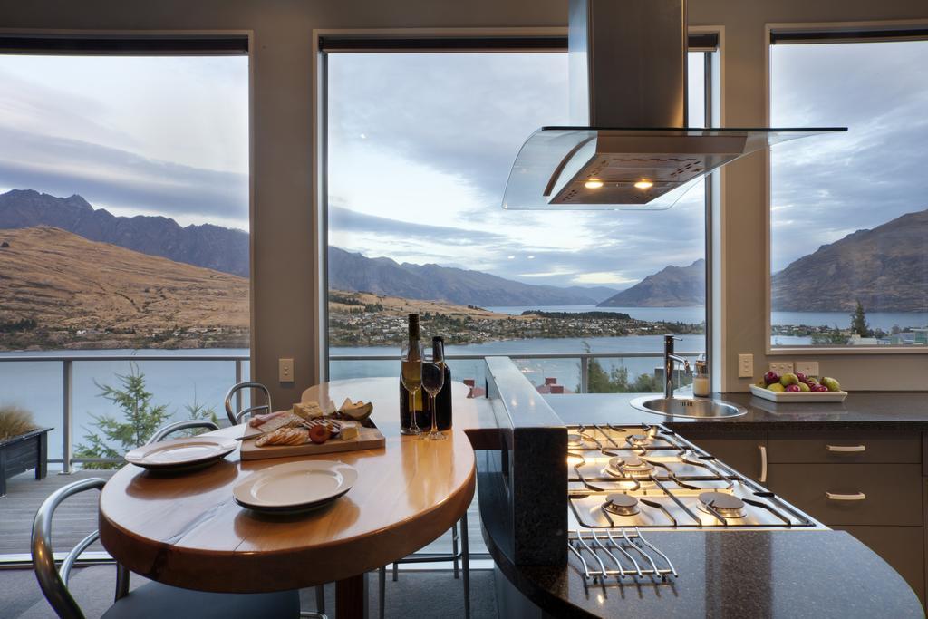 Highview Terrace By Amazing Accom Queenstown Room photo
