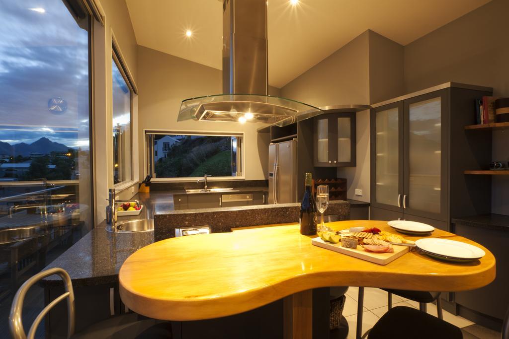 Highview Terrace By Amazing Accom Queenstown Exterior photo